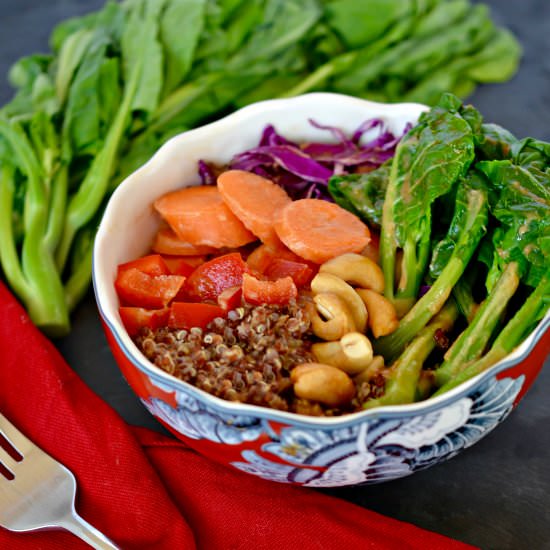 Gai Lan Quinoa Bowl - Recipe photo by jollytomato