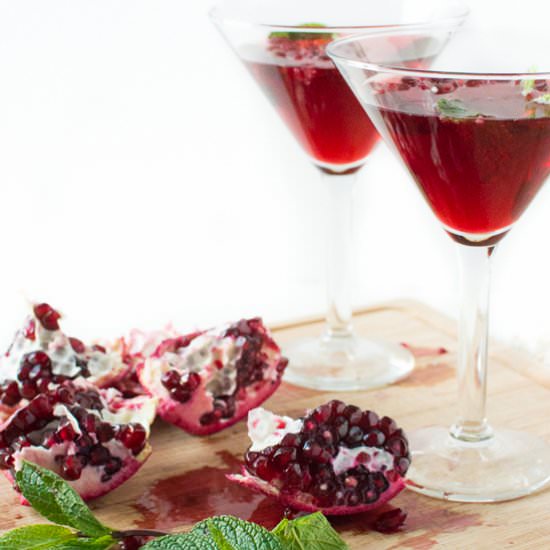 Pomegranate Mint Cocktails - Recipe photo by crumbkitchen