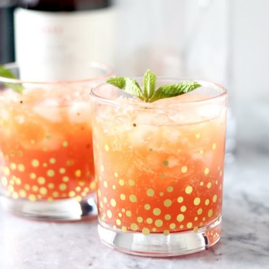 blood orange spritzer - Recipe photo by perpetuallyhungry