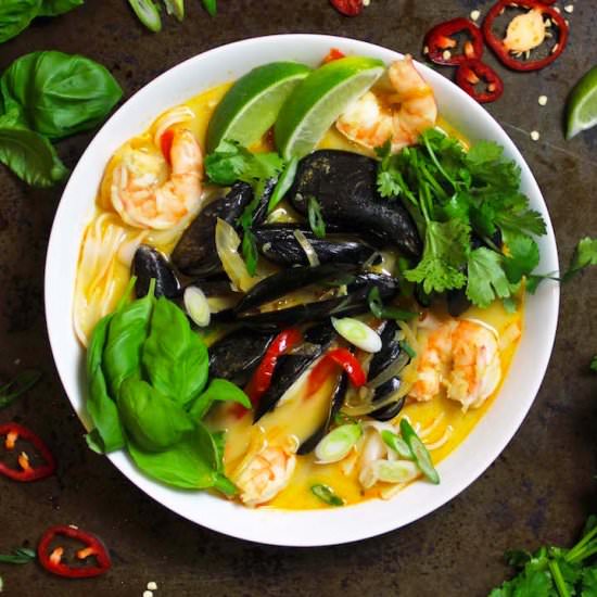 Thai Coconut Curry Soup - Recipe photo by susanstable