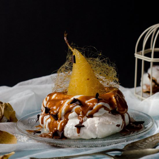 Caramel Pear Pavlova - Recipe photo by PastryWorkshop