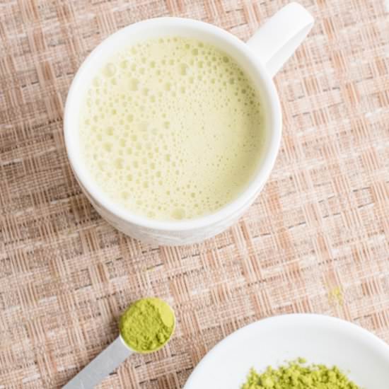 Easy Matcha Green Tea Latte - Recipe photo by LivingWellMom
