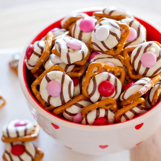 Valentine Hugs & Kisses Treats - Recipe photo by thefamilypalate