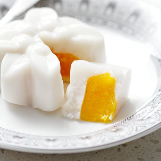 Coconut Mango Mooncakes - Recipe photo by foodfashionandfun