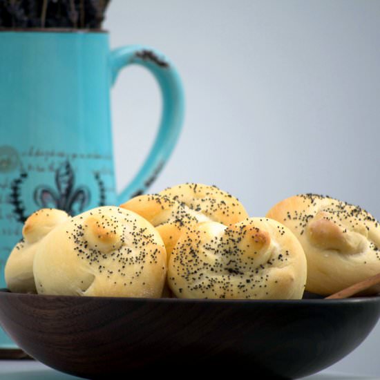 Delicious Dinner Rolls - Recipe photo by MrPuffy