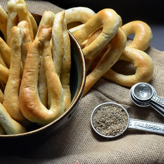 Crunchy Italian Anise Taralli - Recipe photo by shelovesbiscotti
