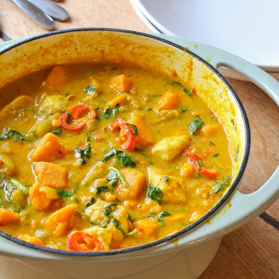 Healthy Chicken and Sweet Potato Curry - Recipe photo by Snacktothefuture