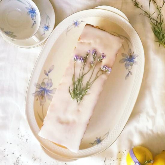 Lemon Lavender Cake - Recipe photo by Cuisina
