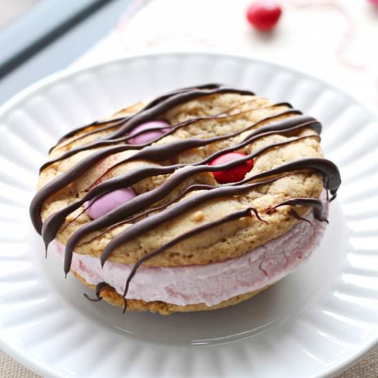 Strawberry Ice Cream Sandwiches - Recipe photo by The Craft Patch