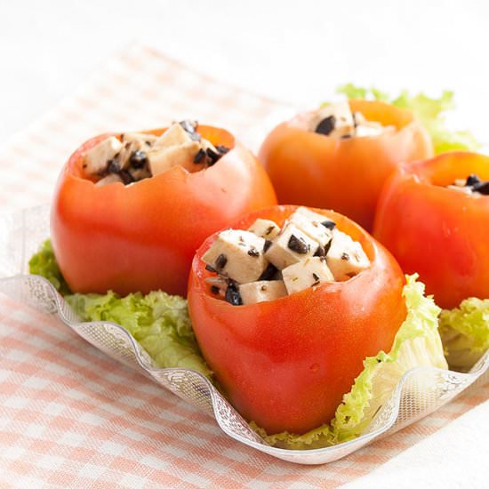 CAPRESE STUFFED TOMATOES - Recipe photo by The Crafting Nook