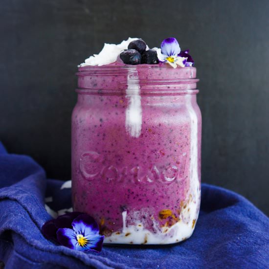 Blueberry-coconut smoothie - Recipe photo by anettv