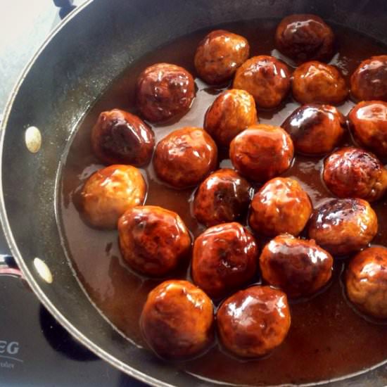 Easy Meatballs in BBQ sauce - Recipe photo by Cuisina