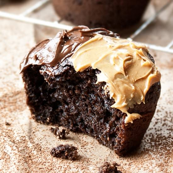 Sugar free chocolate cupcakes - Recipe photo by Cakewhiz