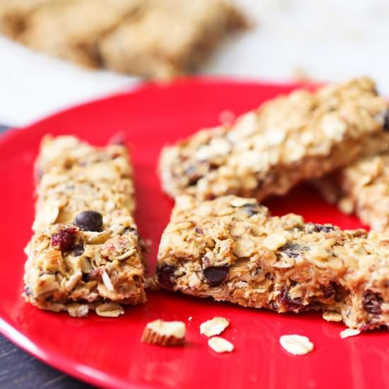 Healthy No-Bake Granola Bars - Recipe photo by pipandebby