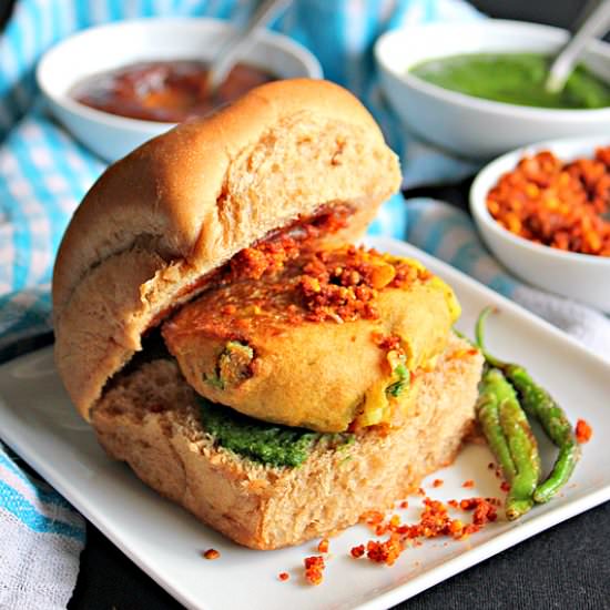 Vada Pav - Recipe photo by Aromatic Cooking
