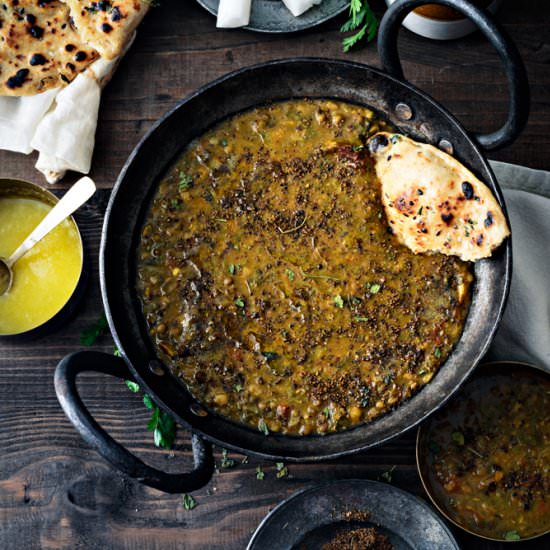 Sarson Ka Saag Aur Mah Ki Dal - Recipe photo by cubesnjuliennes