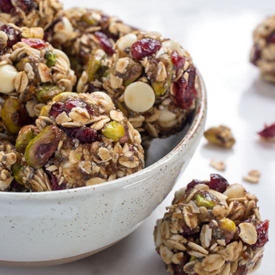 No-bake energy bites - Recipe photo by Everyday Dishes