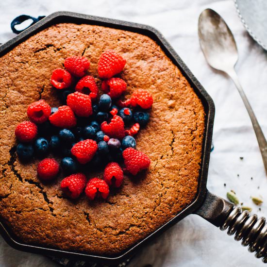 Sunflower Berry Skillet Cake - Recipe photo by frolic chocolate
