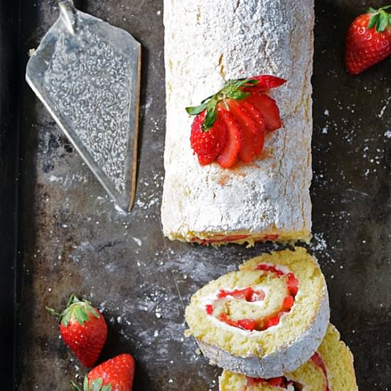 Strawberry Jelly Roll Cake - Recipe photo by LifeTastesGood