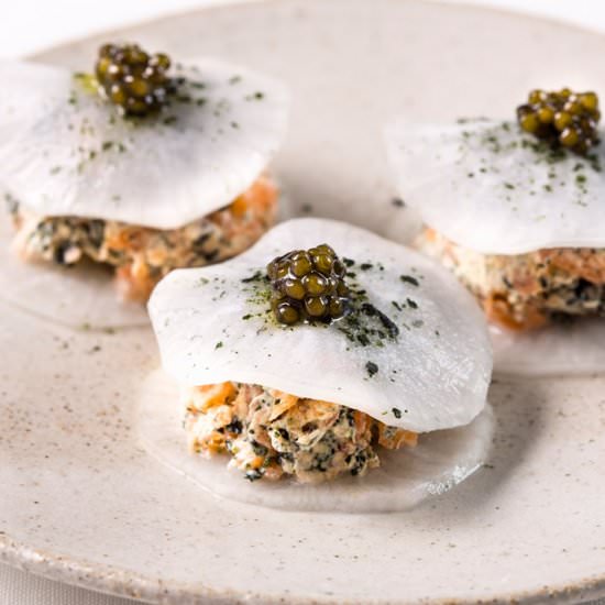 Smoked Salmon, Nori & Mooli Canapes - Recipe photo by MeccaGBC