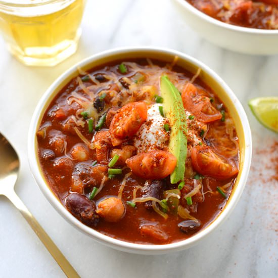 Vegetarian Beer Chili - Recipe photo by fitfoodiefinds
