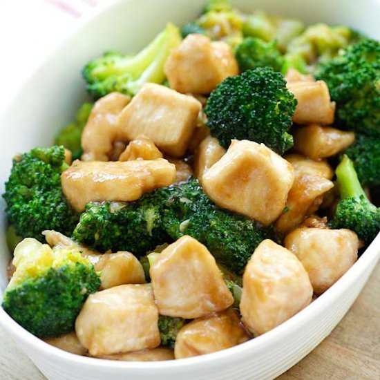 Chicken and Broccoli - Recipe photo by rasamalaysia