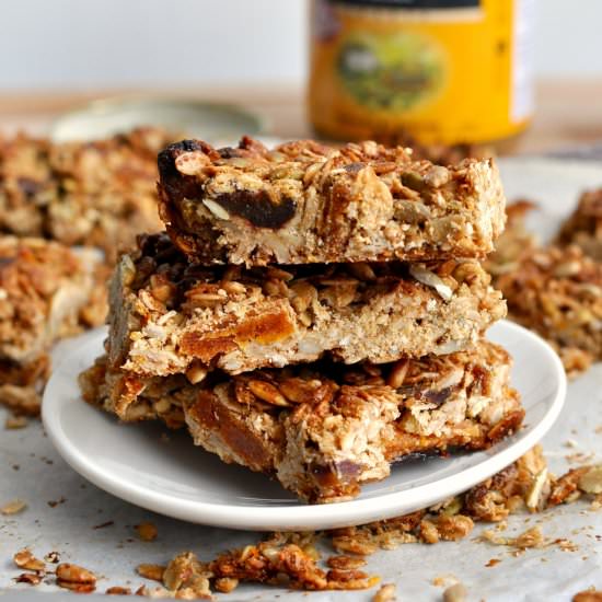 Apricot Sunflower Granola Bars - Recipe photo by mysecondbreakfast