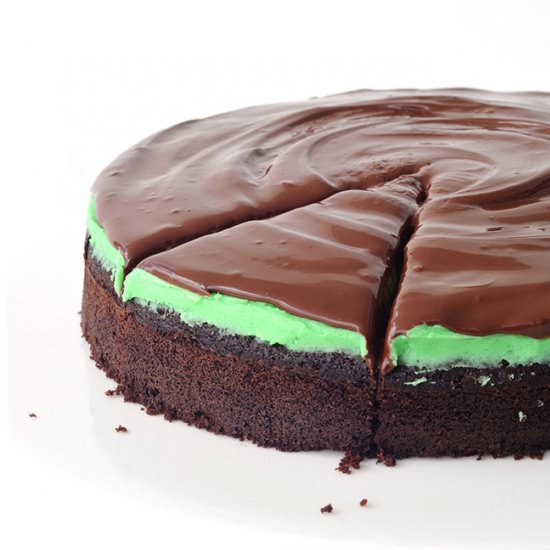 Mint Chocolate Cake - Recipe photo by Sweetest Menu