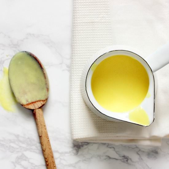 Vanilla pouring custard - Recipe photo by aforkandapencil