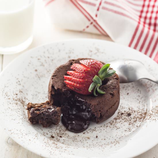 Chocolate Lava Cakes - Recipe photo by cupcakesandhammers