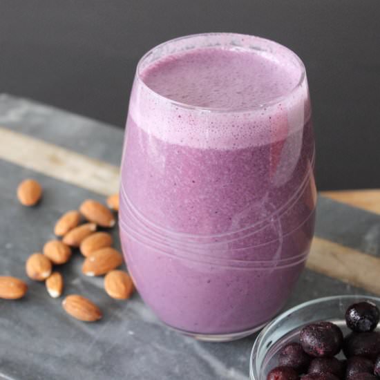 Blueberry Tahini Smoothie - Recipe photo by reachingforgreens
