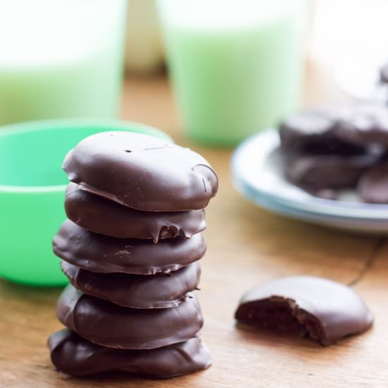 Gluten-Free Thin Mint Cookies - Recipe photo by BlessHerHeartYall