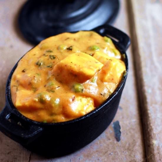 Peas and Cottage Cheese Curry - Recipe photo by Harini123