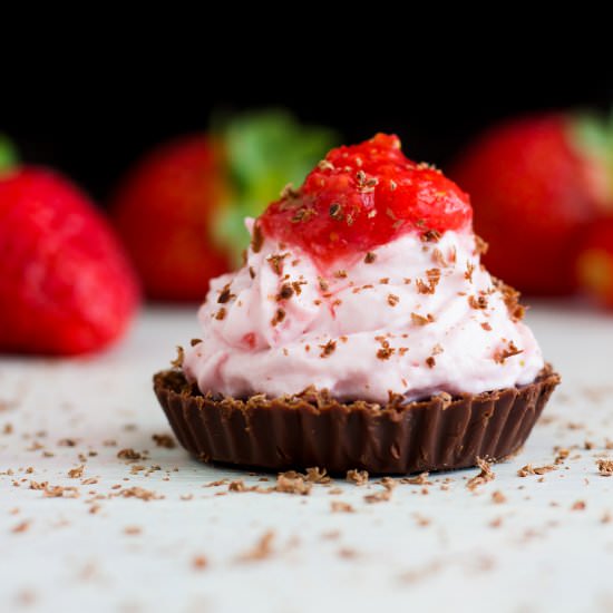 Chocolate Strawberry Mousse Dessert - Recipe photo by Happy Foods Tube