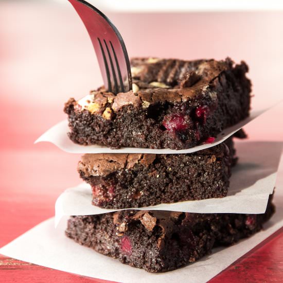 Triple Chocolate Brownies - Recipe photo by Use Your Noodles