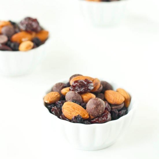 Superfood Healthy Trail Mix - Recipe photo by rachelcooksblog