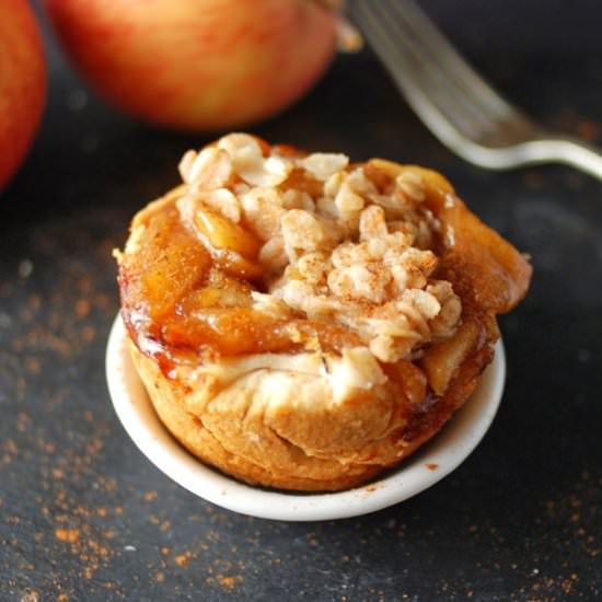 Mini Apple Crumble Pies - Recipe photo by theunmanlychef