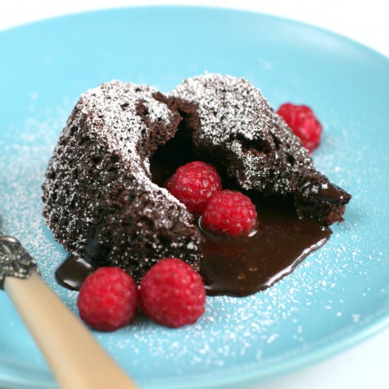 Foolproof molten lava cake - Recipe photo by RicenFlour