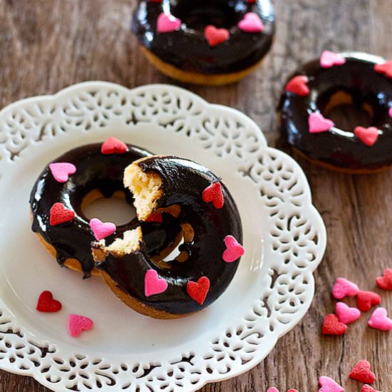 Chocolate Glazed Baked Donuts - Recipe photo by unicorns in the kitchen