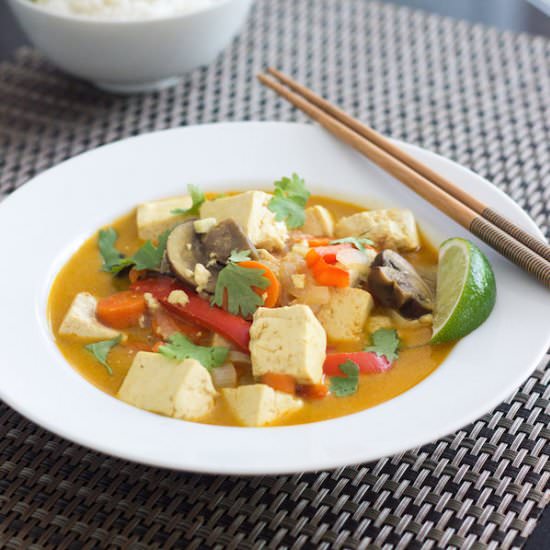Yellow Thai Curry with Tofu - Recipe photo by Prepgreen