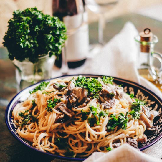Garlic Mushroom and Parsley Pasta - Recipe photo by acupcakeforlove
