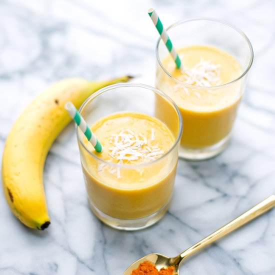 Creamy Turmeric Smoothie - Recipe photo by balancedberry