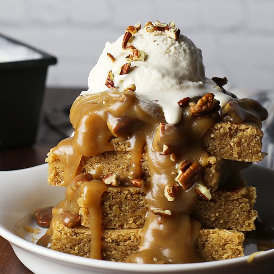 Blondies & Pralines - Recipe photo by fortheloveoflasagna