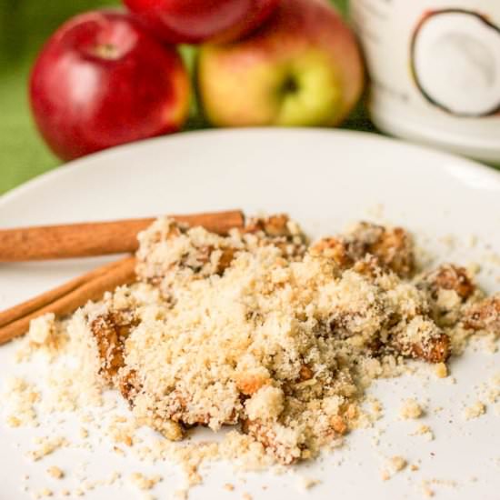 Vegan Apple Crisp - Recipe photo by HappyGut