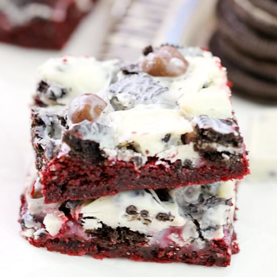 Cookie Lover's Red Velvet Bars - Recipe photo by Love Bakes Good Cakes