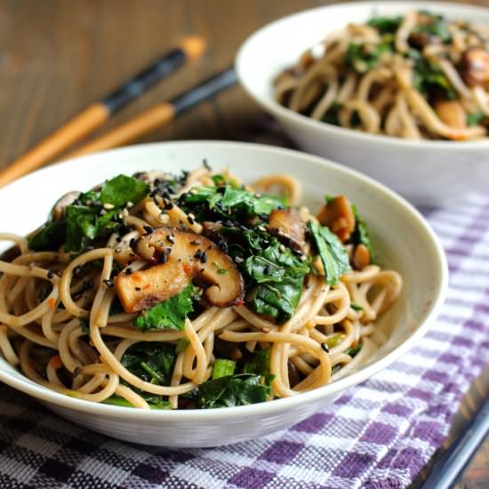 Kale & Soba with Garlic Mushrooms - Recipe photo by frugalnutrition