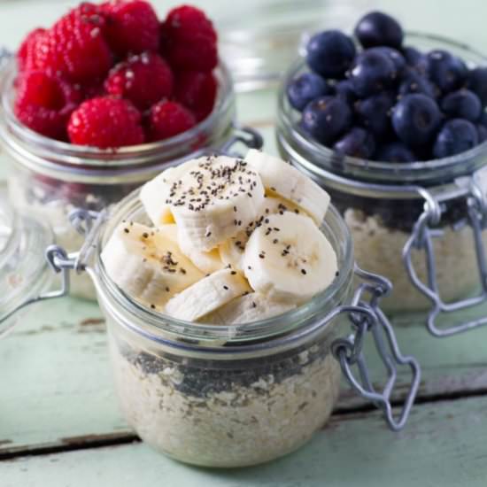 Overnight Oatmeal Jars - Recipe photo by noshingwiththenolands
