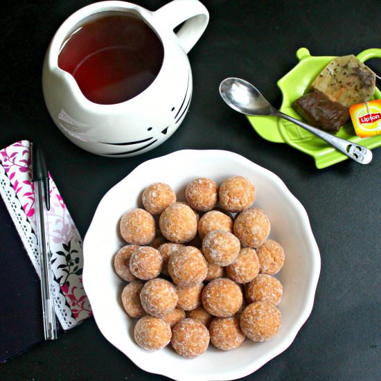 Longan Fruit Crackers - Recipe photo by Miamivores