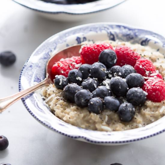 Coconut Berries Oatmeal - Recipe photo by PrimaveraKitchen