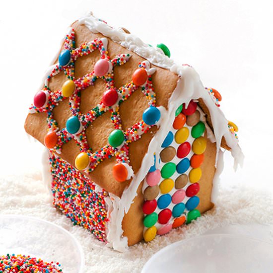 Prepare the Gingerbread House - Recipe photo by lesyasha